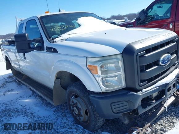 2011 Ford F-350 with VIN 1FT7X3B6XBEA80460, listed as a IAAI auction lot 41367342 with 348,242 mi miles and . Bid and sale history available at DreamBid. Image 1.