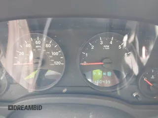 2013 Jeep Patriot Sport с VIN 1C4NJRBB8DD279704, выставлен на аукционе IAAI как лот 42101899 с пробегом 130 439 миль миль и . История ставок и продаж доступна на DreamBid. Изображение 7.