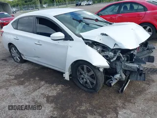 2014 Nissan Sentra SV z VIN 3N1AB7AP7EL635815, wystawiony jako IAAI lot #42477654 z przebiegiem 182 596 mil mil oraz . Historia ofert i sprzedaży dostępna na DreamBid. Obrazek 1.