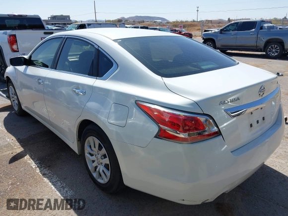 2015 Nissan Altima SL with VIN 1N4AL3APXFN332862, listed as a IAAI auction lot 41937106 with 151,527 mi miles and . Bid and sale history available at DreamBid. Image 3.