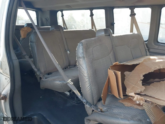 2012 Chevrolet Express Passenger 1LT with VIN 1GAZG1FA3C1128586, listed as a IAAI auction lot 41469668 with 182,658 mi miles. Bid and sale history available at carsss.com. Image 8.