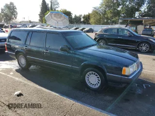 1992 Volvo 960 z VIN YV1KW9510N0005570, wystawiony jako Copart lot #70897964 z przebiegiem 254 533 mil mil oraz Szkody całkowita. Historia ofert i sprzedaży dostępna na DreamBid. Obrazek 4.