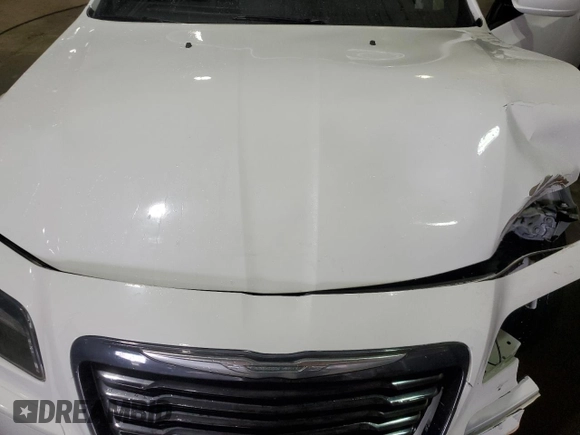 2014 Chrysler 300 with VIN 2C3CCAGG2EH384593, listed as a Copart auction lot 51851195 with 101,279 mi miles and Clean Title. Bid and sale history available at carsss.com. Image 11.