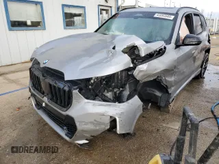 2025 BMW X1 xDrive28i with VIN WBX73EF06S5164825, listed as a Copart auction lot 43263585 with 0 mi miles and Salvage Title. Bid and sale history available at carsss.com. Image 1.