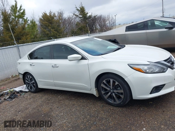 2017 Nissan Altima SR with VIN 1N4AL3AP4HN326560, listed as a IAAI auction lot 41349728 with 153,960 mi miles and . Bid and sale history available at carsss.com. Image 13.