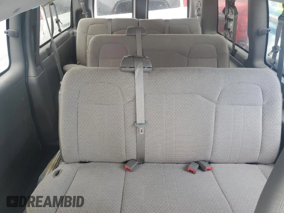 2016 Chevrolet Express Passenger LT with VIN 1GAZGMFG6G1163991, listed as a Copart auction lot 60600655 with 109,637 mi miles and Salvage title. Bid and sale history available at DreamBid. Image 10.