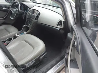 2017 Buick Verano Sport Touring with VIN 1G4PR5SK0H4121255, listed as a IAAI auction lot 42078613 with 137,029 mi miles. Bid and sale history available at carsss.com. Image 5.