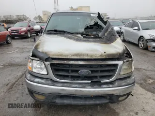 2002 Ford F-150 XLT with VIN 1FTRW07L82KD06604, listed as a Copart auction lot 44266975 with 0 mi miles and Salvage Title. Bid and sale history available at carsss.com. Image 5.