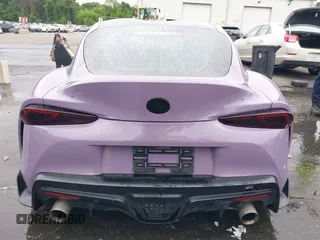 2021 Toyota Supra 3.0 z VIN WZ1DB0C03MW040150, wystawiony jako IAAI lot #42704929 z przebiegiem 15 076 mil mil oraz . Historia ofert i sprzedaży dostępna na DreamBid. Obrazek 16.