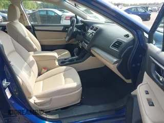 2015 Subaru Legacy Premium с VIN 4S3BNAF62F3033004, выставлен на аукционе IAAI как лот 42475093 с пробегом 67 588 миль миль и . История ставок и продаж доступна на DreamBid. Изображение 5.
