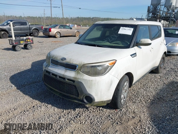 2015 Kia Soul with VIN KNDJN2A20F7808902, listed as a IAAI auction lot 42067299 with 156,908 mi miles. Bid and sale history available at carsss.com. Image 2.