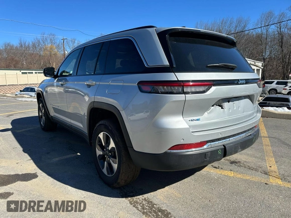 2024 Jeep Grand Cherokee with VIN 1C4RJYB6XR8958047, listed as a Copart auction lot 48482685 with 28,497 mi miles and Clean title. Bid and sale history available at DreamBid. Image 2.