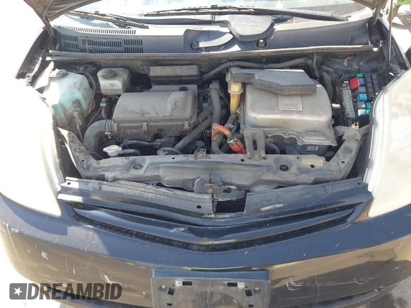 2004 Toyota Prius with VIN JTDKB20UX40031909, listed as a IAAI auction lot 42215526 with 299,999 mi miles and . Bid and sale history available at DreamBid. Image 10.