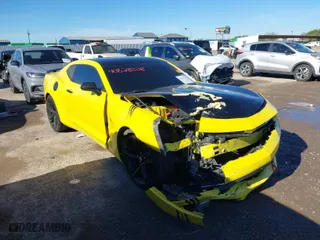 2018 Chevrolet Camaro 1LT with VIN 1G1FB1RS8J0124087, listed as a IAAI auction lot 40828528 with 67,073 mi miles. Bid and sale history available at carsss.com. Image 14.