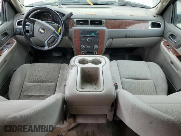 2007 Chevrolet Avalanche LTZ z VIN 3GNEC12J17G110710, wystawiony jako Copart lot #53581965 z przebiegiem 123 022 mil mil oraz Czysty tytuł • Clean title. Historia ofert i sprzedaży dostępna na DreamBid. Obrazek 8.