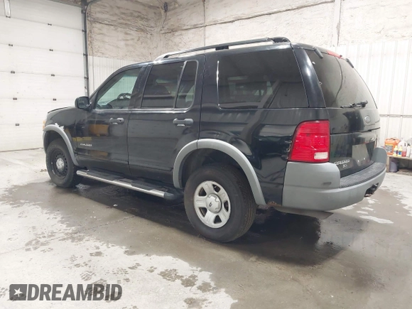 2002 Ford Explorer XLS z VIN 1FMZU72E32ZA31184, wystawiony jako IAAI lot #42013868 z przebiegiem Nie podano mil oraz . Historia ofert i sprzedaży dostępna na DreamBid. Obrazek 3.