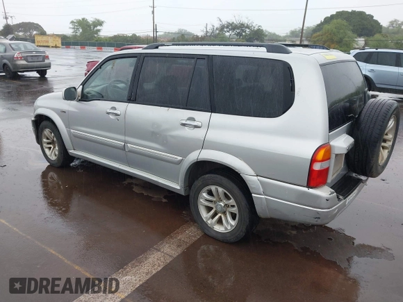 2004 Suzuki XL-7 LX with VIN JS3TY92VX44102960, listed as a IAAI auction lot 41559160 with 134,029 mi miles. Bid and sale history available at carsss.com. Image 3.