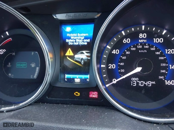 2014 Hyundai Sonata Hybrid Limited with VIN KMHEC4A4XEA115398, listed as a IAAI auction lot 41765915 with 137,049 mi miles. Bid and sale history available at carsss.com. Image 15.