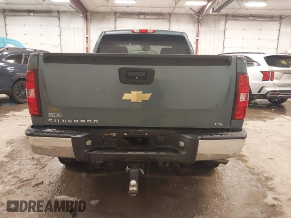 2010 Chevrolet Silverado 1500 LS with VIN 1GCSKREA3AZ188227, listed as a IAAI auction lot 41191956 with 108,773 mi miles and . Bid and sale history available at DreamBid. Image 16.