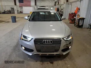 2013 Audi allroad A4 Premium Plus z VIN WA1UFAFL2DA232424, wystawiony jako Copart lot #57132725 z przebiegiem 155 918 mil mil oraz Nie do naprawy. Historia ofert i sprzedaży dostępna na DreamBid. Obrazek 5.
