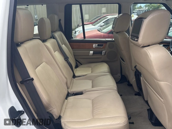 2013 Land Rover LR4 Lux with VIN SALAK2D46DA672743, listed as a Copart auction lot 60096085 with 146,478 mi miles and Clean title. Bid and sale history available at DreamBid. Image 6.