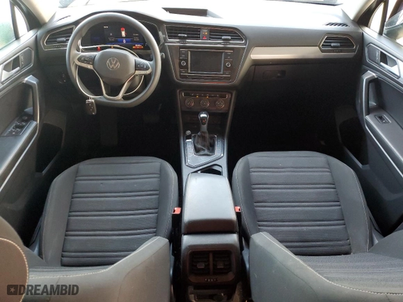 2022 Volkswagen Tiguan S with VIN 3VV1B7AXXNM012536, listed as a Copart auction lot 81937034 with 38,912 mi miles and Salvage Title. Bid and sale history available at carsss.com. Image 8.