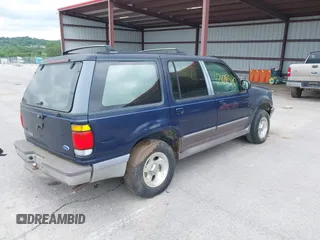 1995 Ford Explorer Eddie Bauer с VIN 1FMDU34X6SZB54169, выставлен на аукционе IAAI как лот 42428570 с пробегом 246 888 миль миль и . История ставок и продаж доступна на DreamBid. Изображение 4.