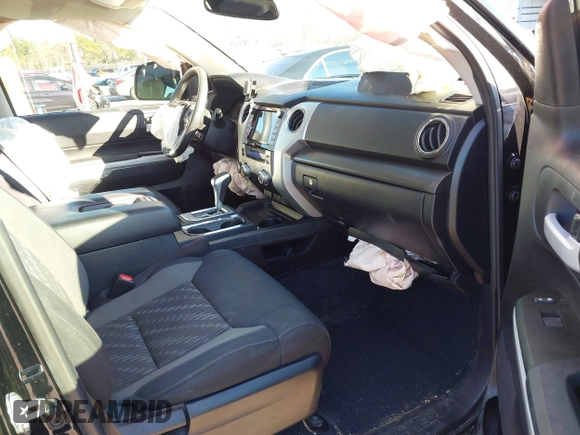2021 Toyota Tundra SR5 with VIN 5TFDY5F13MX005925, listed as a IAAI auction lot 41352132 with 57,470 mi miles and . Bid and sale history available at DreamBid. Image 5.
