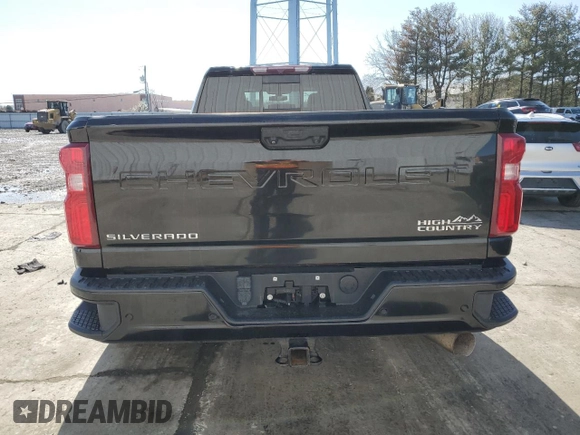 2022 Chevrolet Silverado 3500HD High Country z VIN 1GC4YVEY0NF101629, wystawiony jako Copart lot #52265005 z przebiegiem 177 935 mil mil oraz Tytuł czysty. Historia ofert i sprzedaży dostępna na DreamBid. Obrazek 6.