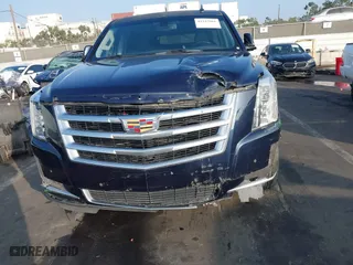 2018 Cadillac Escalade with VIN 1GYS3AKJXJR126577, listed as a IAAI auction lot 41225966 with 69,845 mi miles. Bid and sale history available at carsss.com. Image 12.