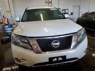 2016 Nissan Pathfinder S with VIN 5N1AR2MMXGC652177, listed as a Copart auction lot 47100055 with 122,497 mi miles and Salvage Title. Bid and sale history available at carsss.com. Image 5.