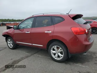 2011 Nissan Rogue SV z VIN JN8AS5MV1BW257562, wystawiony jako Copart lot #60112535 z przebiegiem 67 929 mil mil oraz Szkoda całkowita • Salvage title. Historia ofert i sprzedaży dostępna na DreamBid. Obrazek 2.