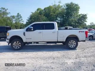 2017 Ford F-250 Lariat with VIN 1FT7W2BT7HEE91228, listed as a IAAI auction lot 42387819 with 312,505 mi miles and . Bid and sale history available at DreamBid. Image 14.