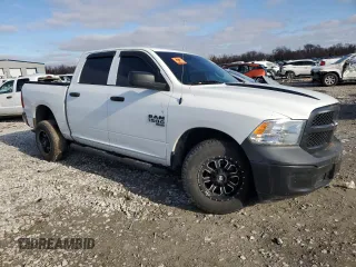 2019 Ram 1500 Tradesman z VIN 1C6RR6KG7KS521077, wystawiony jako Copart lot #83631384 z przebiegiem 79 894 mil mil oraz Szkoda całkowita • Salvage title. Historia ofert i sprzedaży dostępna na DreamBid. Obrazek 4.