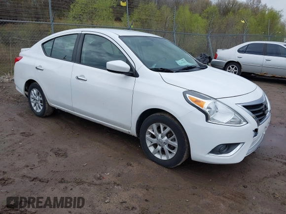 2015 Nissan Versa SV with VIN 3N1CN7APXFL959195, listed as a IAAI auction lot 42107455 with 102,088 mi miles. Bid and sale history available at carsss.com. Image 1.