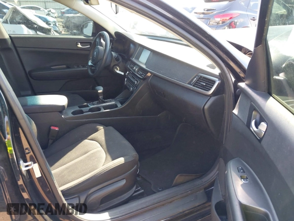 2018 Kia Optima LX with VIN 5XXGT4L36JG264505, listed as a IAAI auction lot 41888652 with 133,596 mi miles. Bid and sale history available at carsss.com. Image 5.