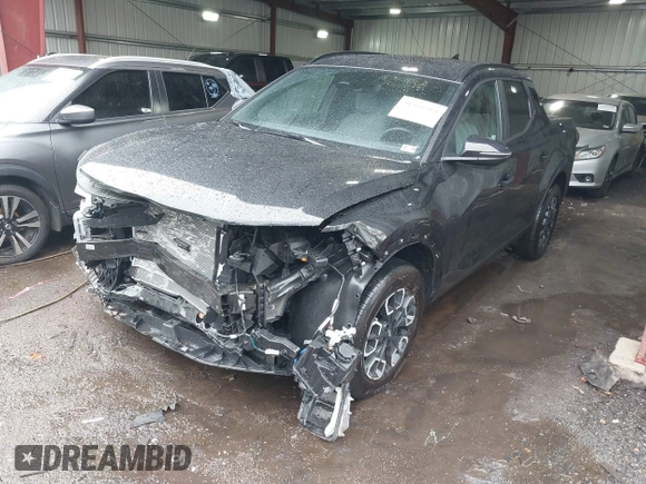 2024 Hyundai Santa Cruz SEL z VIN 5NTJCDDE5RH125196, wystawiony jako IAAI lot #41805584 z przebiegiem 3 944 mil mil oraz . Historia ofert i sprzedaży dostępna na DreamBid. Obrazek 17.