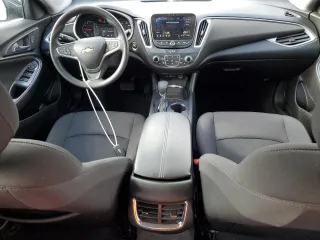 2022 Chevrolet Malibu LT with VIN 1G1ZD5ST8NF194127, listed as a Copart auction lot 44218745 with 61,365 mi miles and Non Repairable. Bid and sale history available at carsss.com. Image 8.