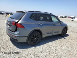2022 Volkswagen Tiguan SE R-Line Black z VIN 3VVCB7AX5NM126601, wystawiony jako Copart lot #60935515 z przebiegiem 67 801 mil mil oraz Szkoda całkowita • Salvage title. Historia ofert i sprzedaży dostępna na DreamBid. Obrazek 3.