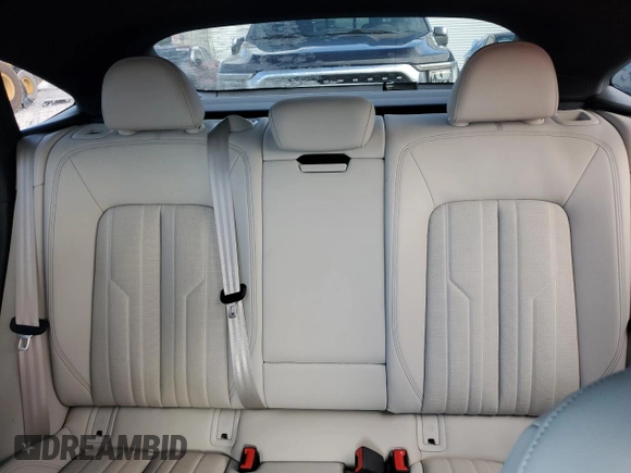 2024 Audi Q8 e-tron Sportback S line Premium Plus z VIN WA1CAAGE5RB013159, wystawiony jako Copart lot #73810634 z przebiegiem Nie podano mil oraz Nie do naprawy • Non repairable. Historia ofert i sprzedaży dostępna na DreamBid. Obrazek 10.
