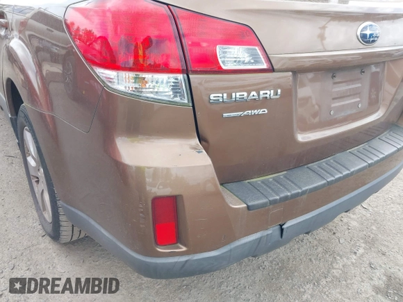 2011 Subaru Outback 2.5i Prem AWP with VIN 4S4BRBCC3B3341762, listed as a IAAI auction lot 42041196 with 203,059 mi miles. Bid and sale history available at carsss.com. Image 6.
