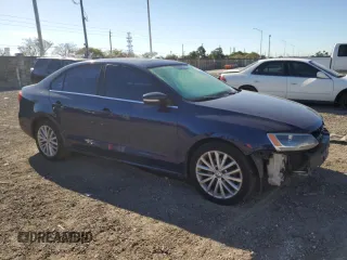 2012 Volkswagen Jetta Sedan SEL w/Sunroof with VIN 3VWLX7AJ8CM322084, listed as a Copart auction lot 48155525 with 192,992 mi miles and Salvage Title. Bid and sale history available at carsss.com. Image 4.