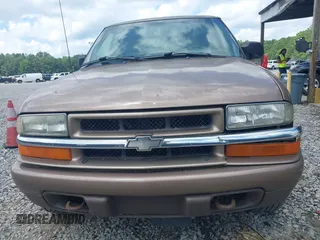2002 Chevrolet Blazer LS с VIN 1GNDT13W42K196425, выставлен на аукционе IAAI как лот 42663026 с пробегом 130 113 миль миль и . История ставок и продаж доступна на DreamBid. Изображение 6.