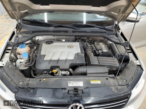 2014 Volkswagen Jetta TDI w/Premium with VIN 3VWLL7AJ9EM261908, listed as a Copart auction lot 60703205 with 128,892 mi miles and Salvage title. Bid and sale history available at DreamBid. Image 11.