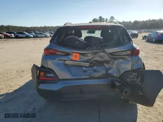 2020 Hyundai Kona SEL with VIN KM8K22AA1LU430618, listed as a Copart auction lot 43432655 with 101,674 mi miles and Salvage Title. Bid and sale history available at carsss.com. Image 6.