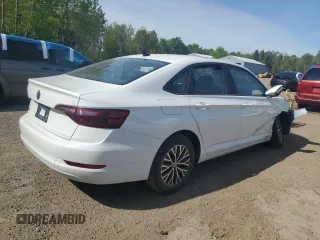 2020 Volkswagen Jetta SEL with VIN 3VWEB7BU3LM021397, listed as a Copart auction lot 57033645 with 141,288 mi miles and Clean title. Bid and sale history available at DreamBid. Image 3.