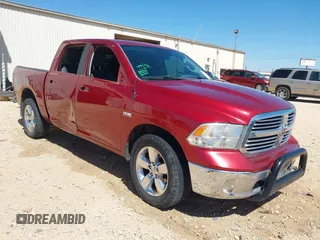 2015 Ram 1500 Lone Star z VIN 1C6RR6LT5FS565385, wystawiony jako IAAI lot #41744194 z przebiegiem 119 250 mil mil oraz . Historia ofert i sprzedaży dostępna na DreamBid. Obrazek 1.