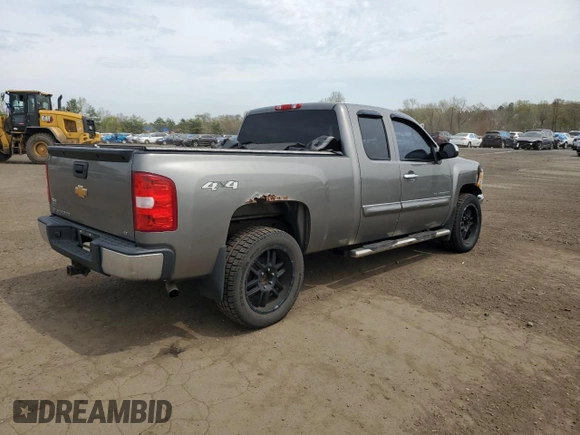 2012 Chevrolet Silverado 1500 LT with VIN 1GCRKSE71CZ314243, listed as a Copart auction lot 54560365 with 141,755 mi miles and Salvage Title. Bid and sale history available at DreamBid. Image 3.