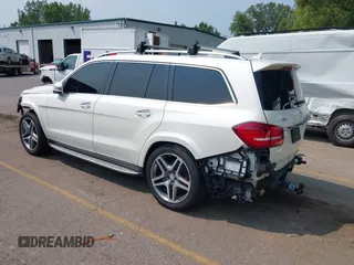 2017 Mercedes-Benz GLS 550 z VIN 4JGDF7DE4HA879647, wystawiony jako IAAI lot #39999023 z przebiegiem 97 372 mil mil oraz . Historia ofert i sprzedaży dostępna na DreamBid. Obrazek 3.