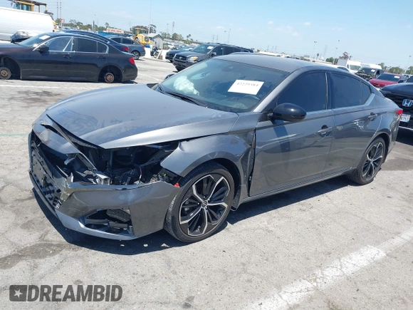 2024 Nissan Altima SR with VIN 1N4BL4CV6RN377307, listed as a IAAI auction lot 42229384 with 8,117 mi miles and . Bid and sale history available at DreamBid. Image 18.